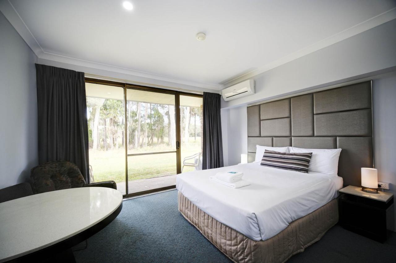 Island Palms Motor Inn Forster Zimmer foto